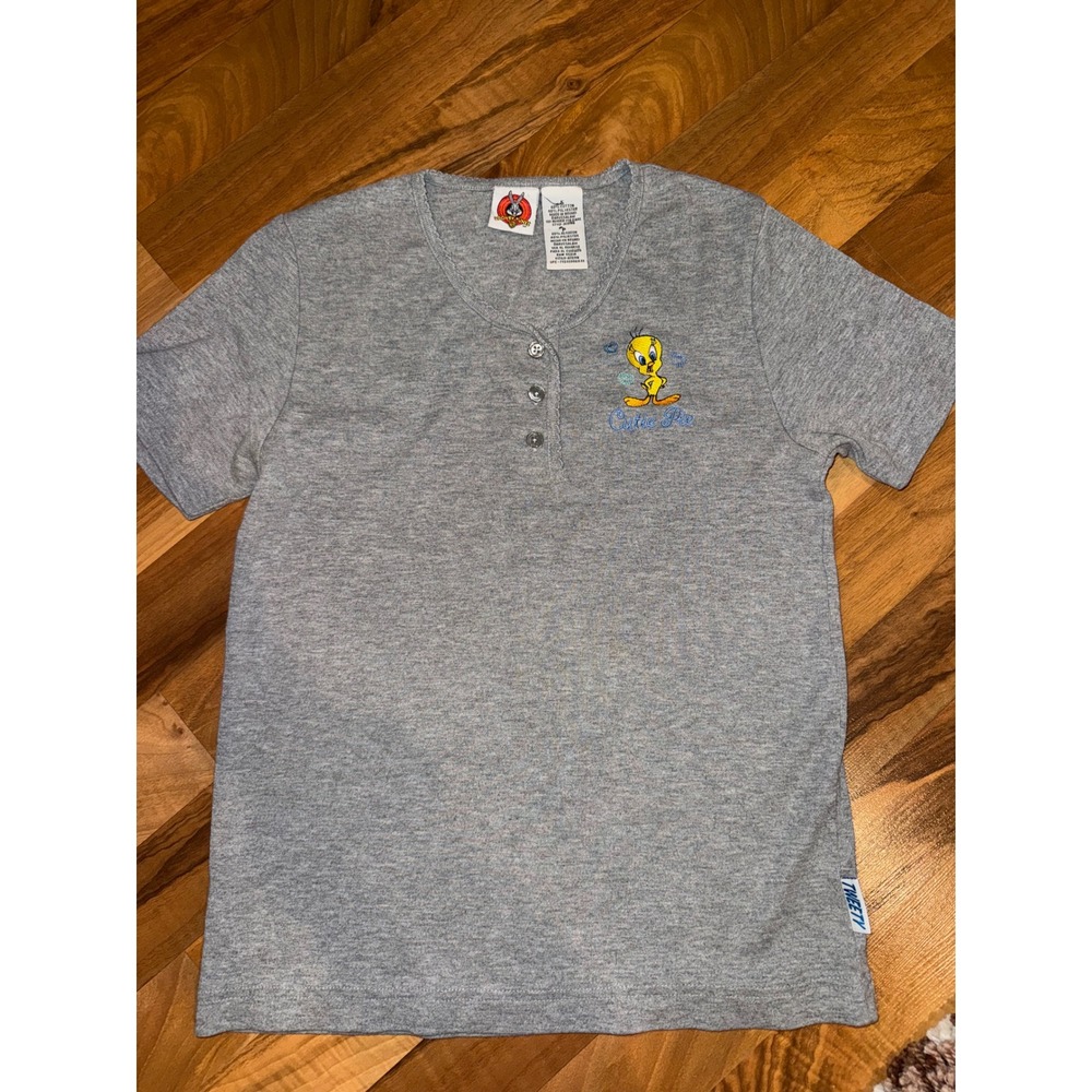 Looney Tunes Henley Top Women Small Gray Tweety Bird Cutie Pie 90s Y2K cartoon